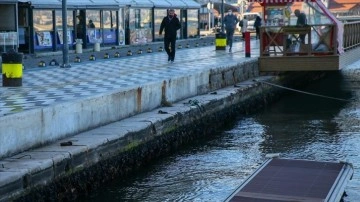 İzmir'de çokluk suyu, poyraz zımnında kısaca 60 santim çekildi