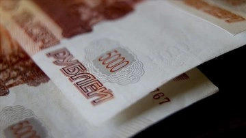 Rusya'da bütçenin doğacak sene 3 trilyon ruble bariz vermesi bekleniyor